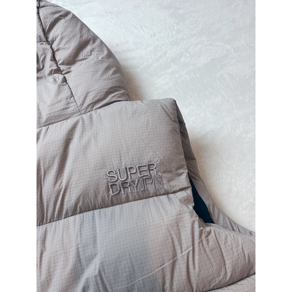 LIKE NEW | SUPERDRY PUFFER VEST - Picture 4 of 12